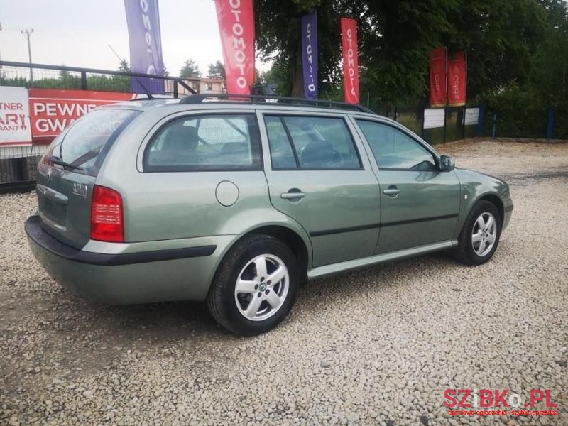 2002' Skoda Octavia photo #4