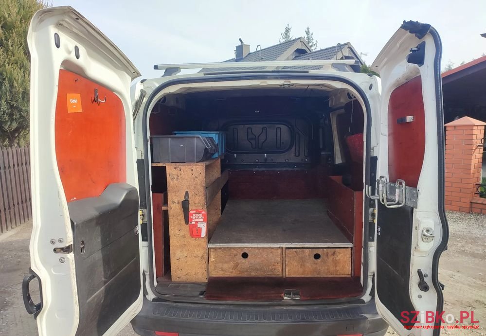 2012' Fiat Doblo photo #4