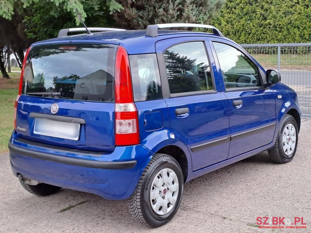 2010' Fiat Panda photo #4