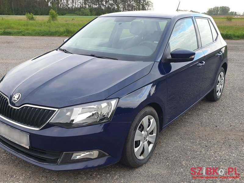 2016' Skoda Fabia photo #1