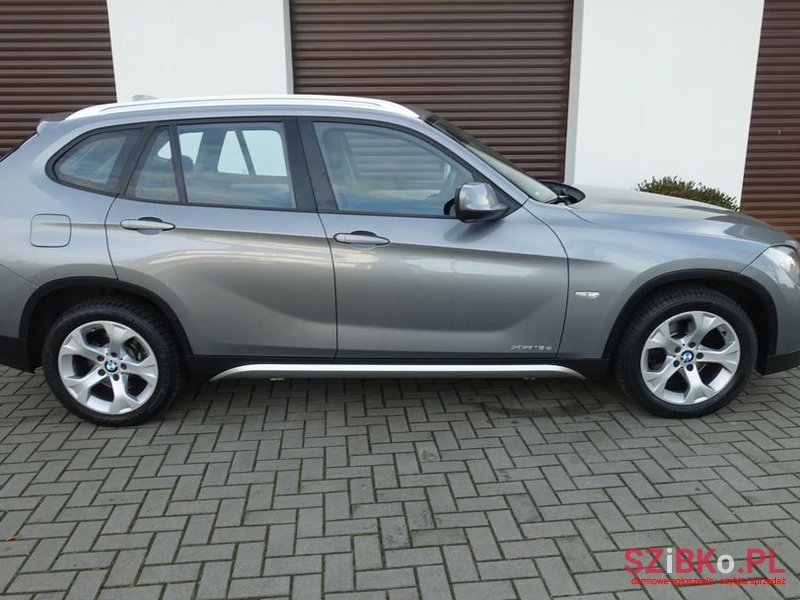 2011' BMW X1 photo #2