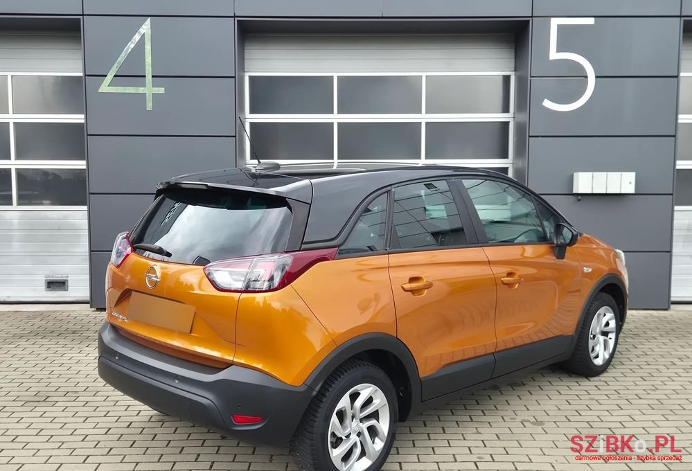 2017' Opel Crossland X 1.2 Limited Edition photo #6