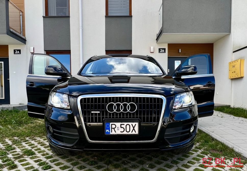 2010' Audi Q5 photo #2