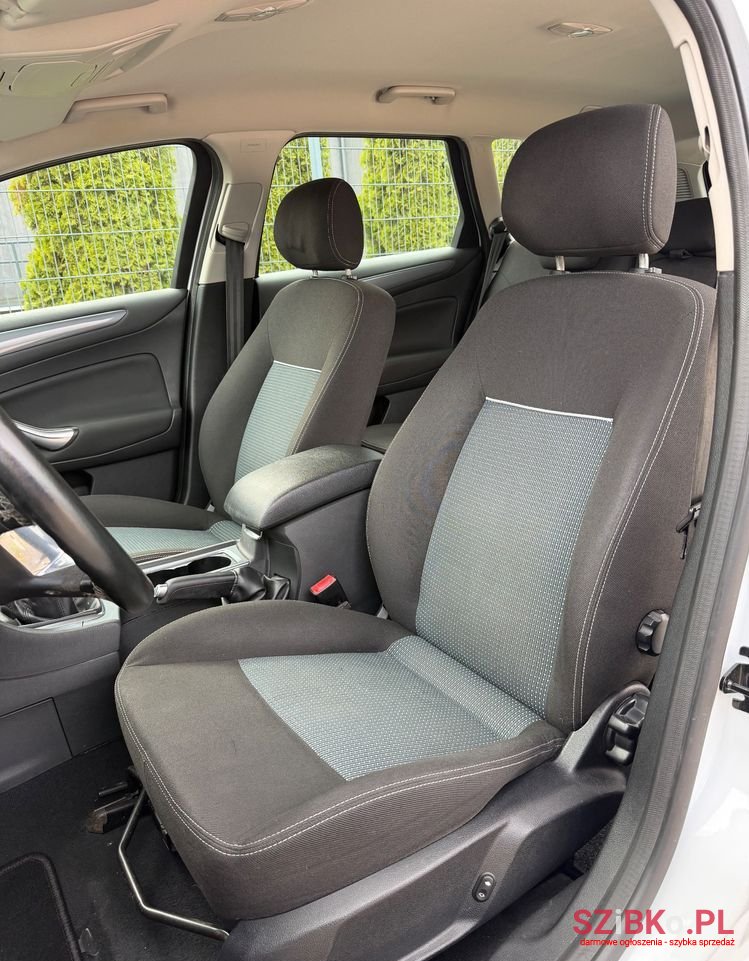 2011' Ford Mondeo 2.0 Tdci Trend photo #6