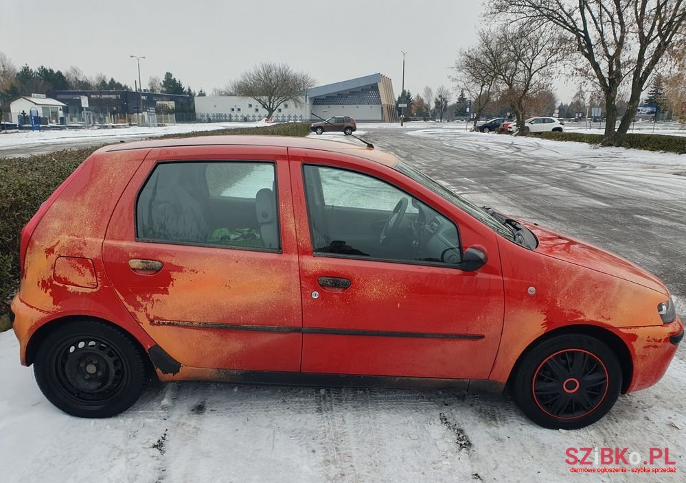 2002' Fiat Punto 1.2 8V photo #4