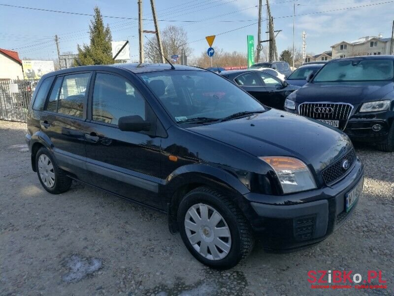 2006' Ford Fusion photo #5