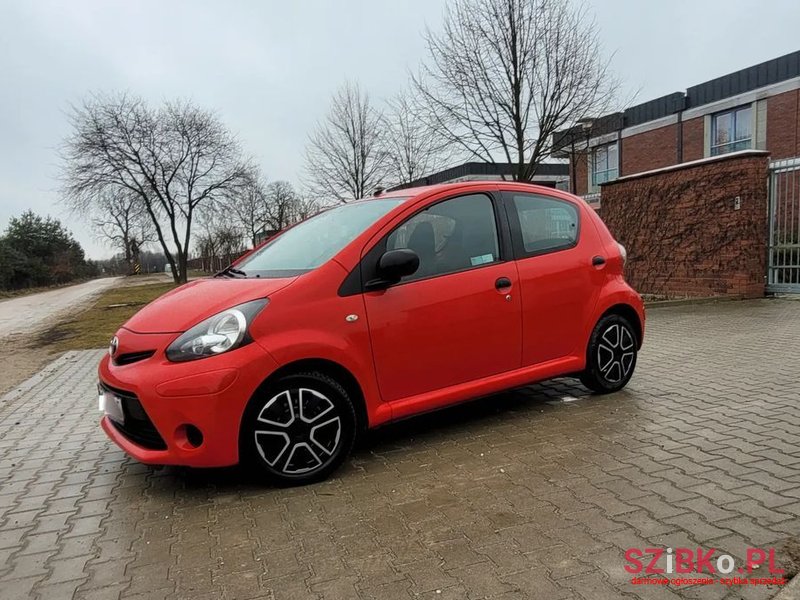 2013' Toyota Aygo photo #3