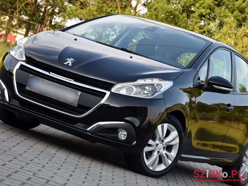 2017' Peugeot 208 photo #1