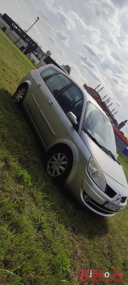 2006' Renault Grand Scenic photo #4