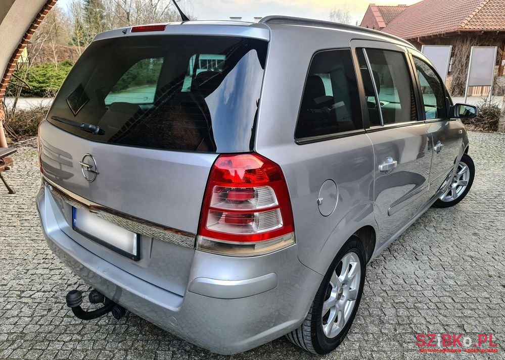 2009' Opel Zafira 1.8 Cosmo photo #2