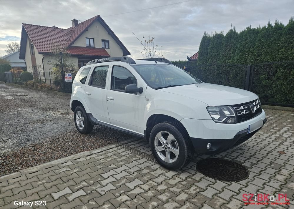 2014' Dacia Duster 1.6 photo #1