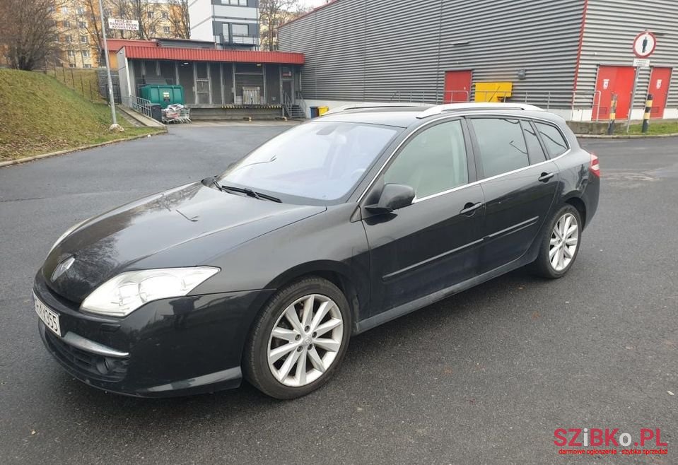 2008' Renault Laguna photo #1