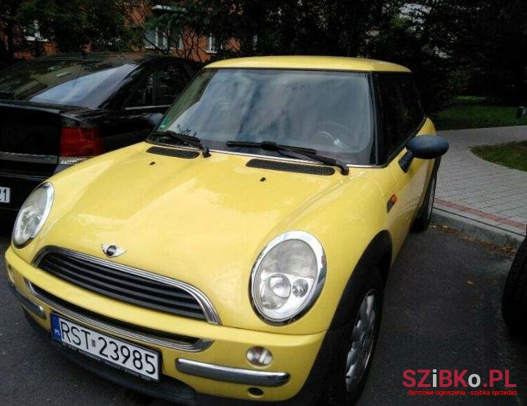 2002' MINI One photo #1