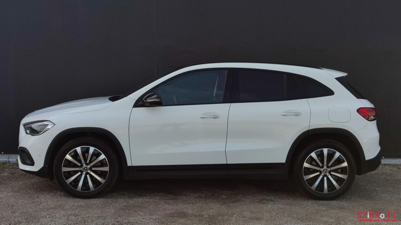 2021' Mercedes-Benz GLA photo #6