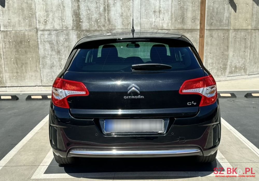 2011' Citroen C4 Vti 95 Selection photo #4