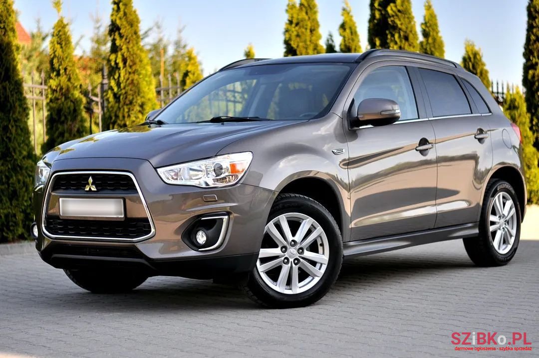 2014' Mitsubishi ASX photo #6