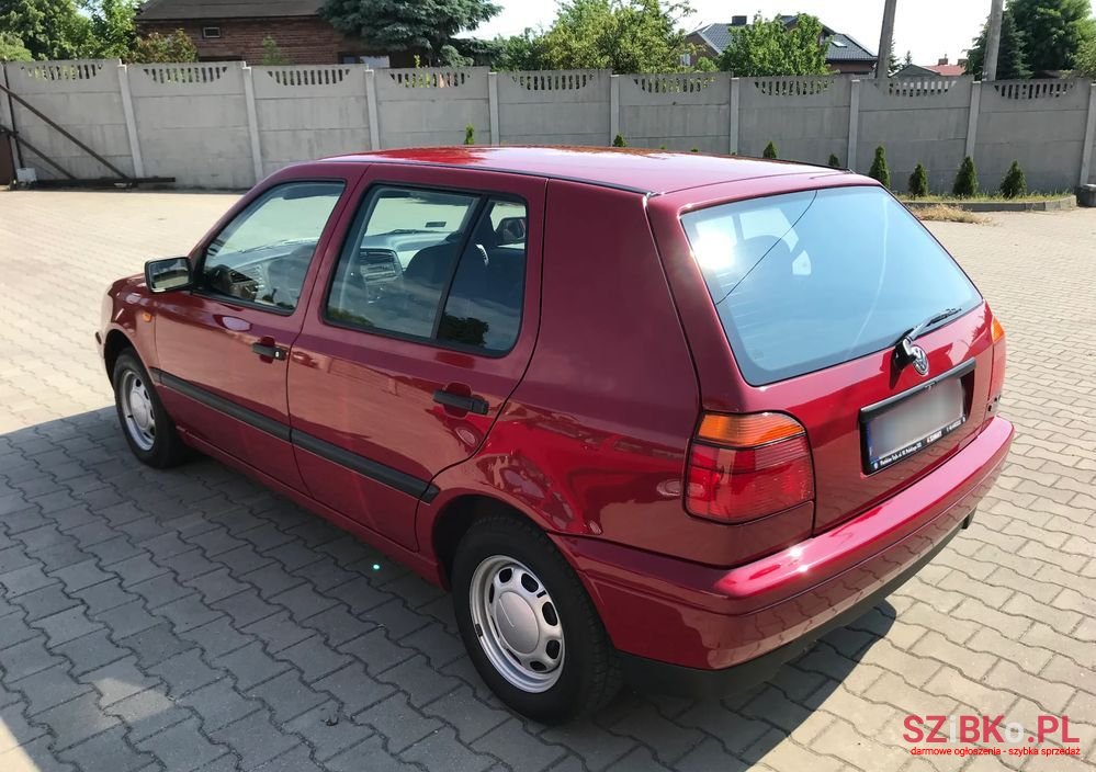 1995' Volkswagen Golf 1.4 Cl photo #3
