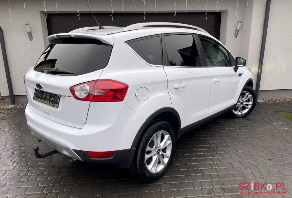 2011' Ford Kuga photo #3