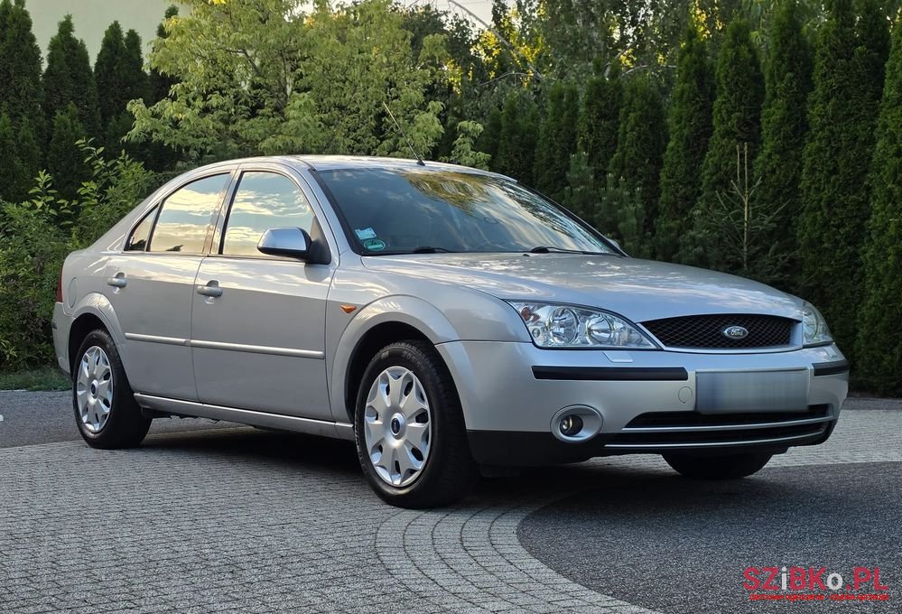 2001' Ford Mondeo 1.8 Ghia photo #1