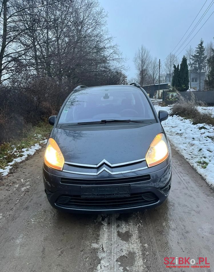 2009' Citroen C4 Grand Picasso photo #3