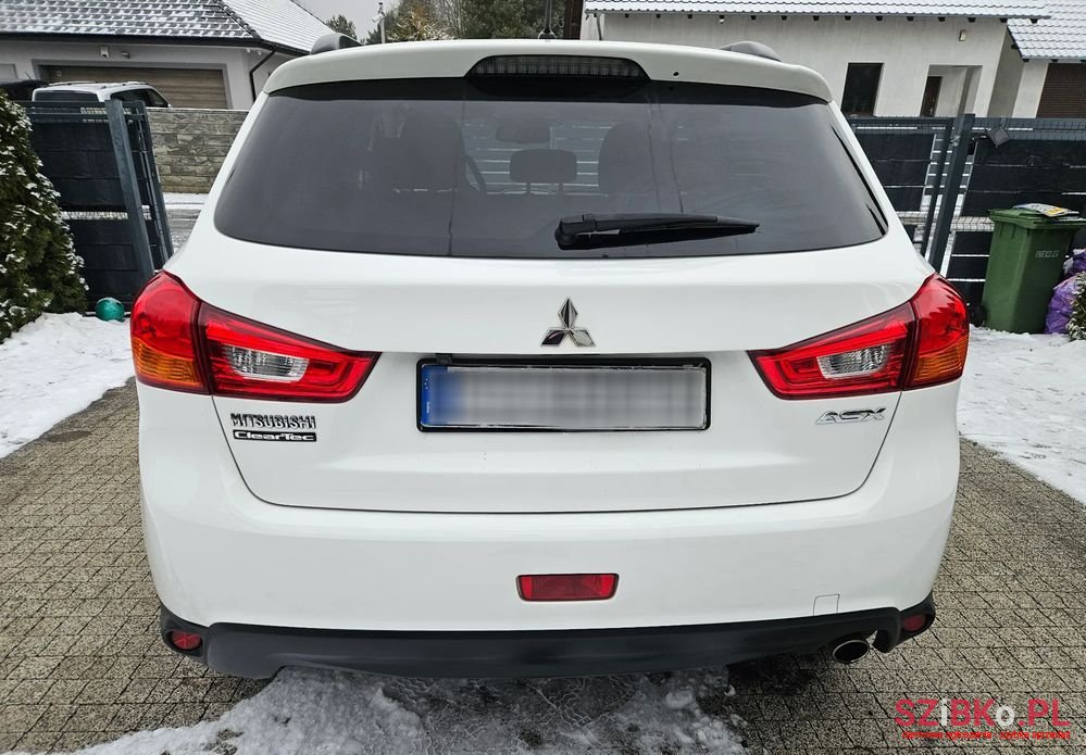2016' Mitsubishi ASX photo #5