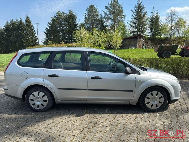 2005' Ford Focus photo #6