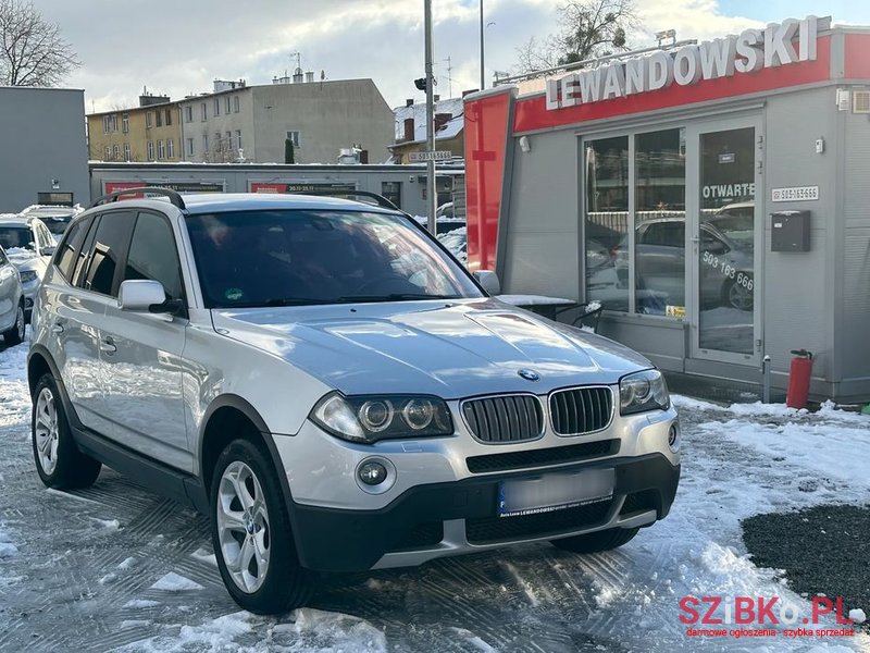 2009' BMW X3 Xdrive20D photo #1