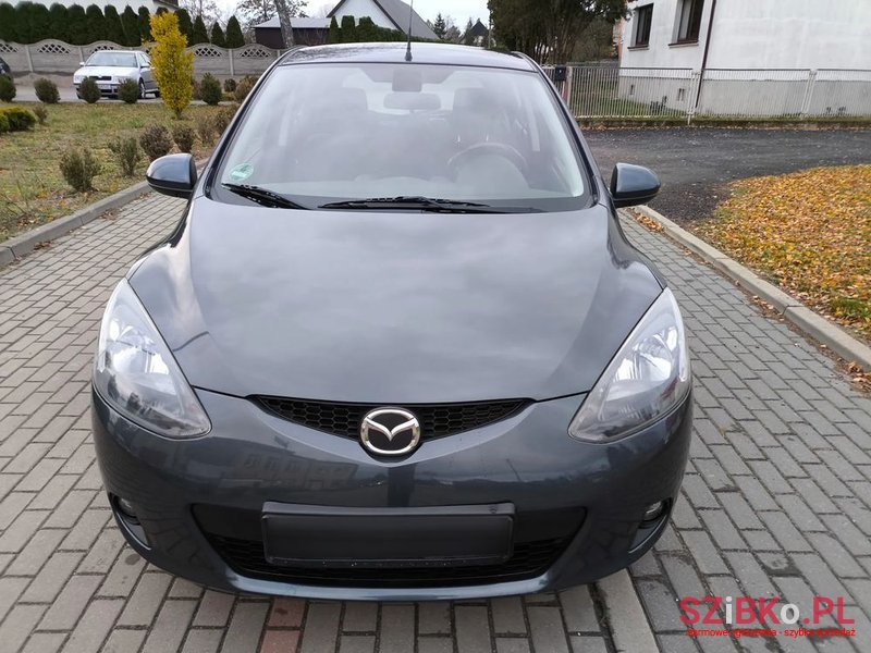 2008' Mazda 2 1.5 Impression photo #2