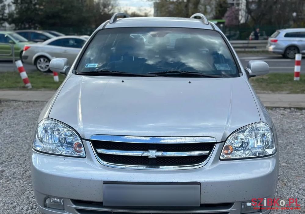 2007' Chevrolet Nubira photo #2