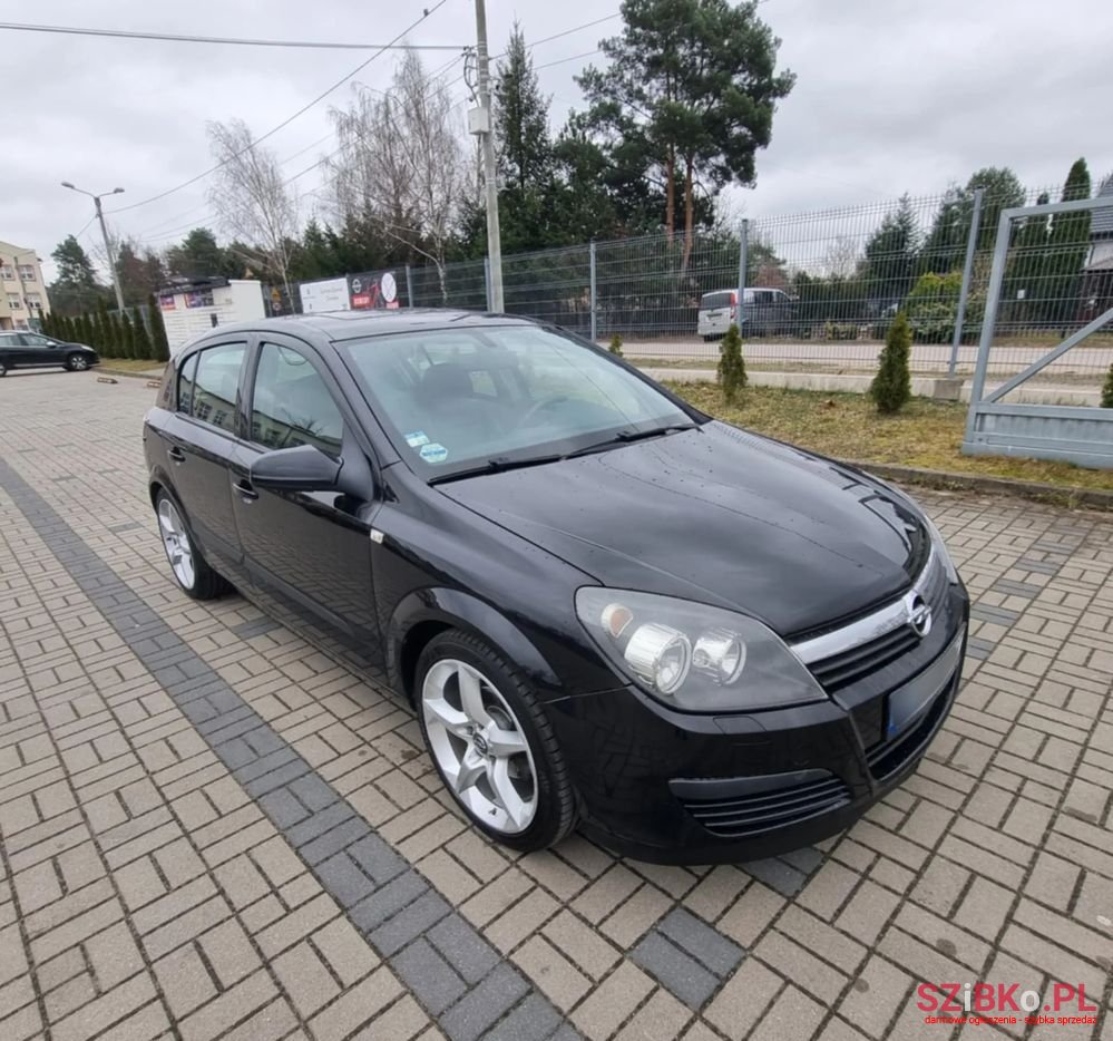2004' Opel Astra photo #3