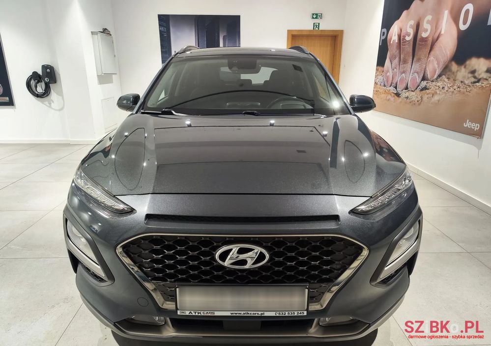 2018' Hyundai Kona photo #2
