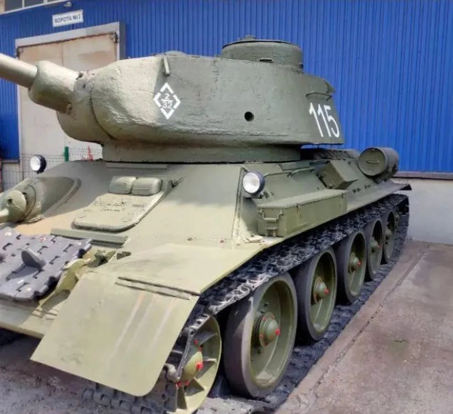 Тернопільська міська рада продає танк Т-34 1944 року