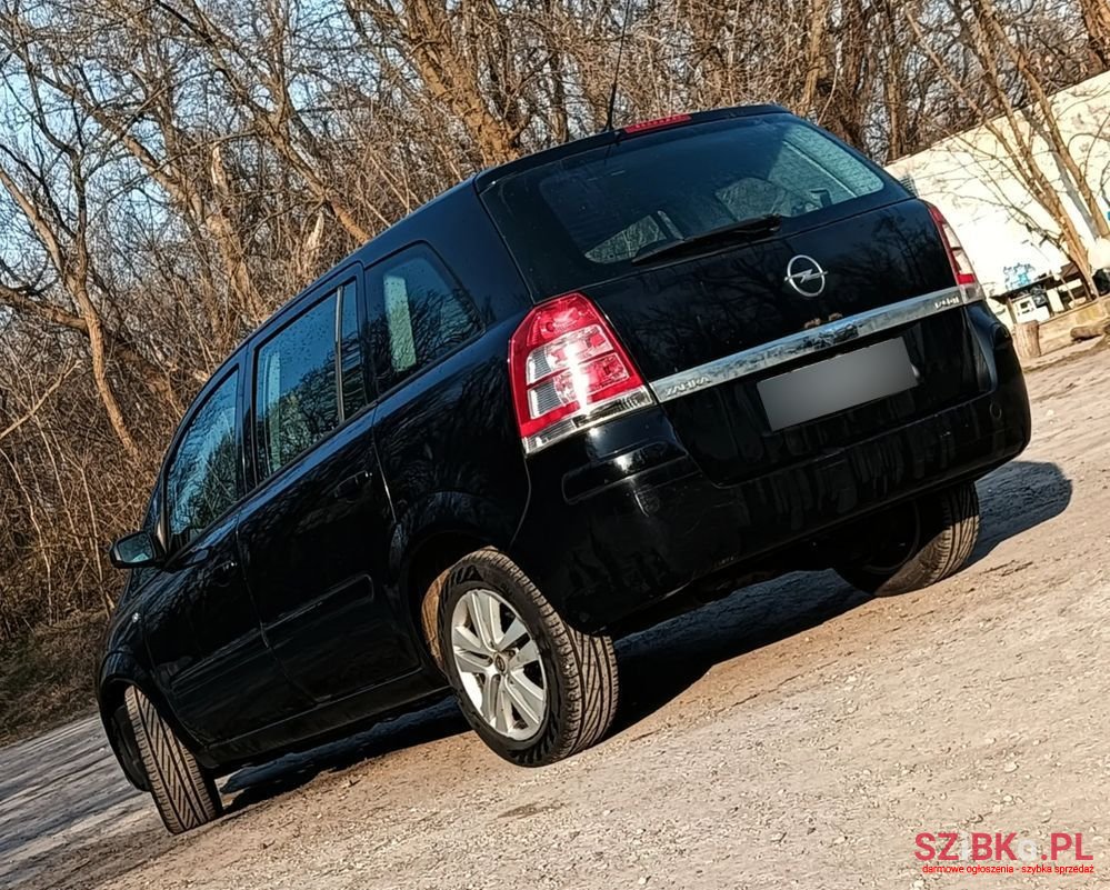 2008' Opel Zafira 1.7 Cdti Cosmo photo #5