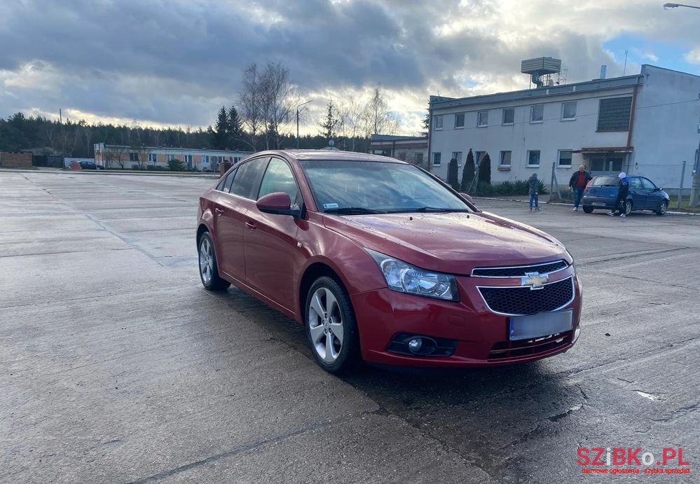 2011' Chevrolet Cruze photo #1