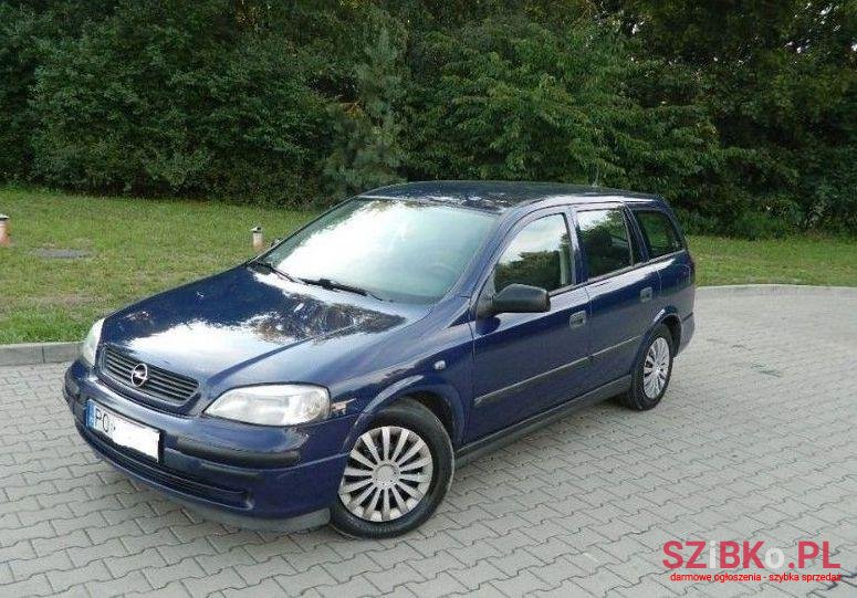 2005' Opel Astra photo #2