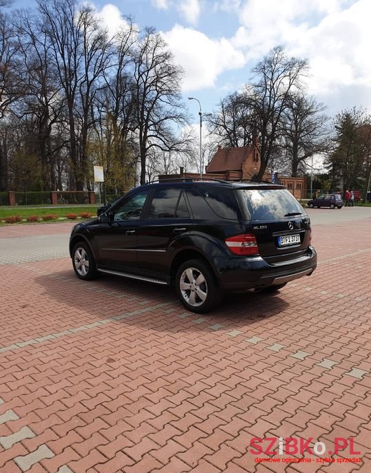 2007' Mercedes-Benz Ml photo #4