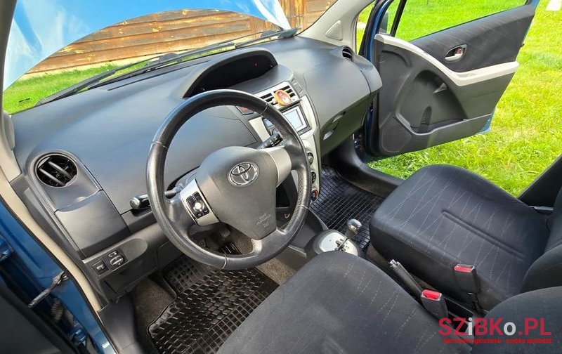 2008' Toyota Yaris 1.4 D-4D Sol Mm photo #3