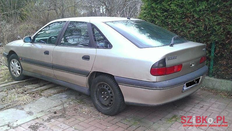 1997' Renault Safrane photo #1