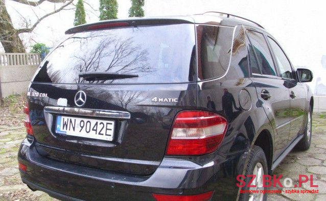 2008' Mercedes-Benz photo #2