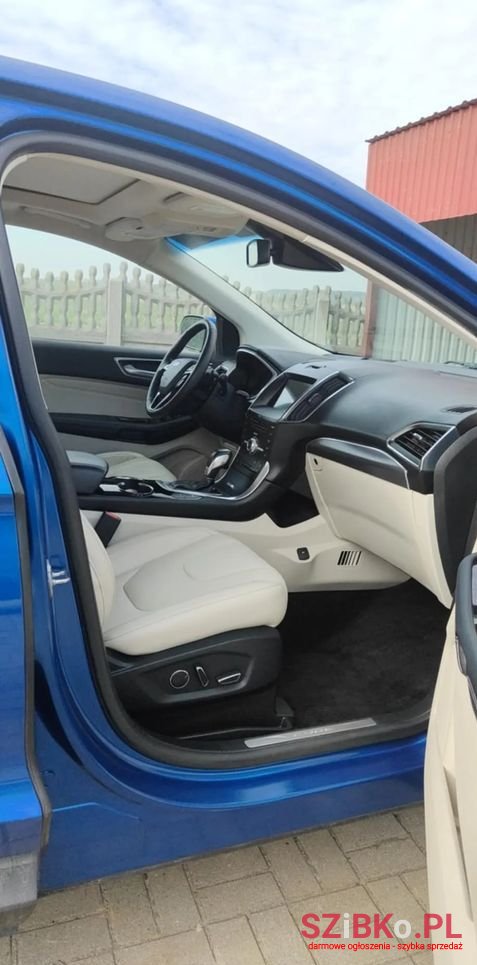 2018' Ford Edge photo #3