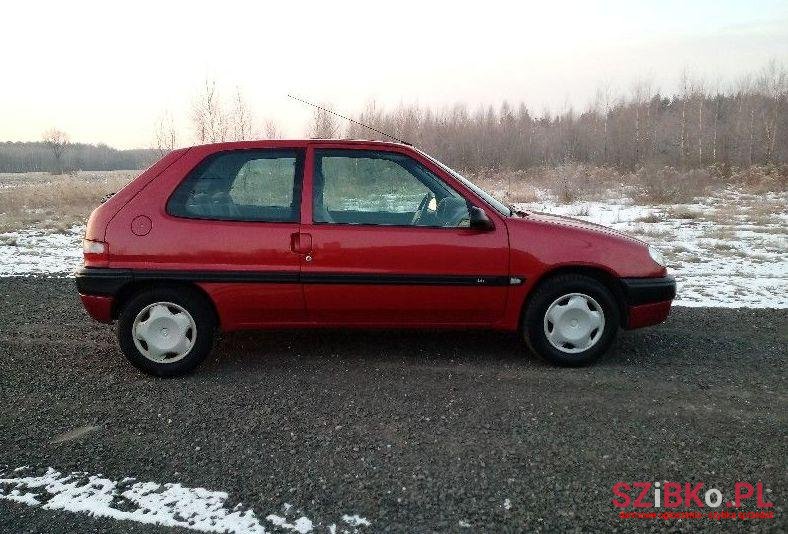 1999' Citroen Saxo photo #2