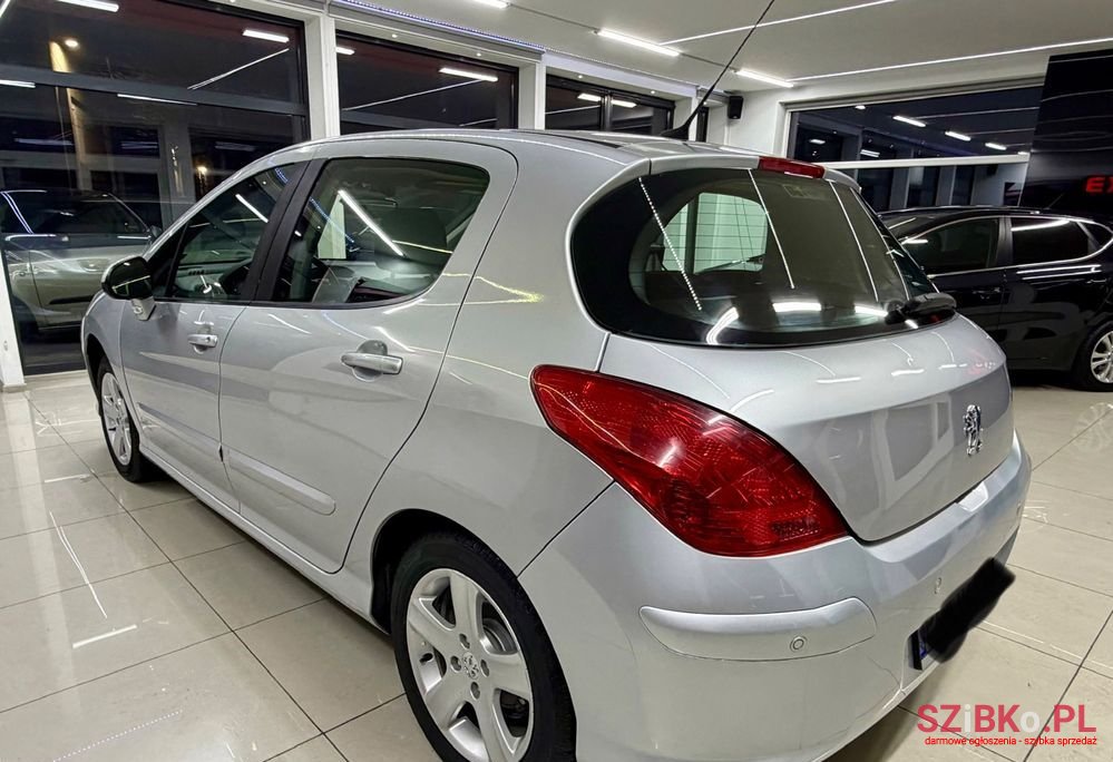 2008' Peugeot 308 2.0 Hdi Grand Prix photo #4