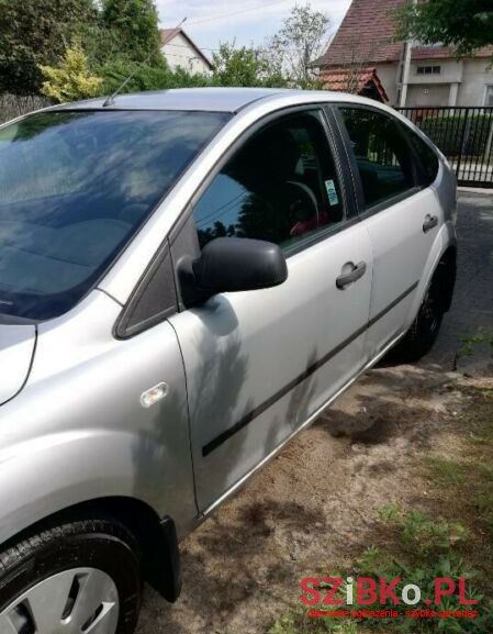 2006' Ford Focus photo #4