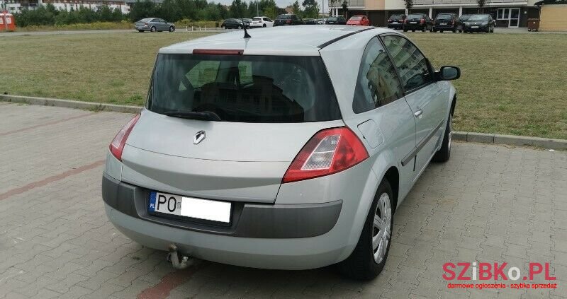 2003' Renault Megane photo #4