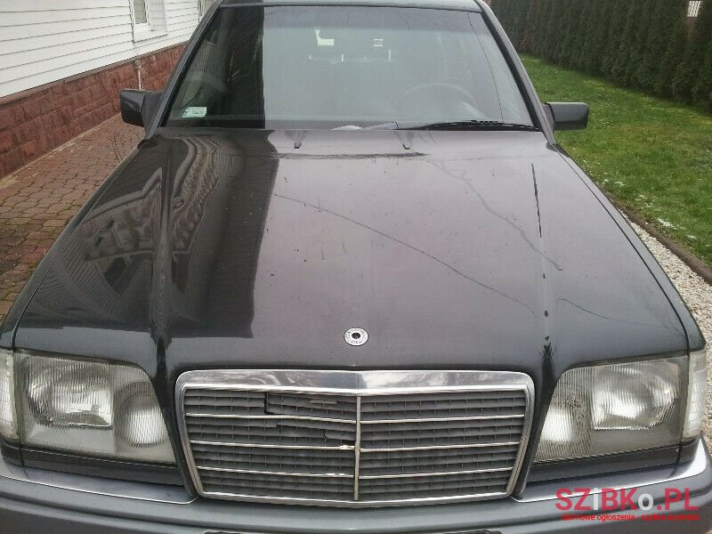 1990' Mercedes-Benz W124 photo #1
