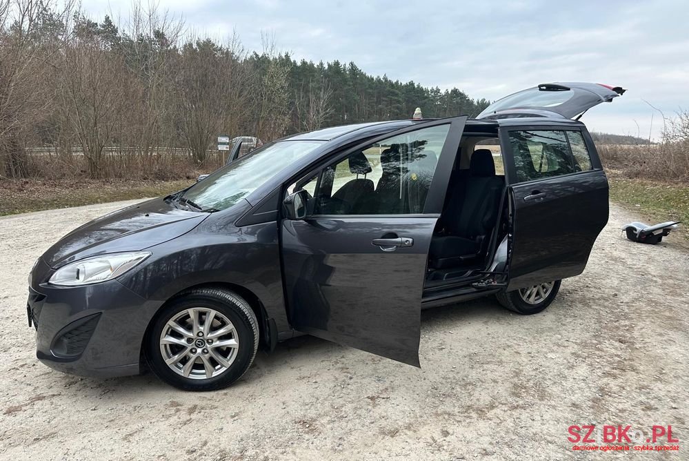 2016' Mazda 5 photo #3