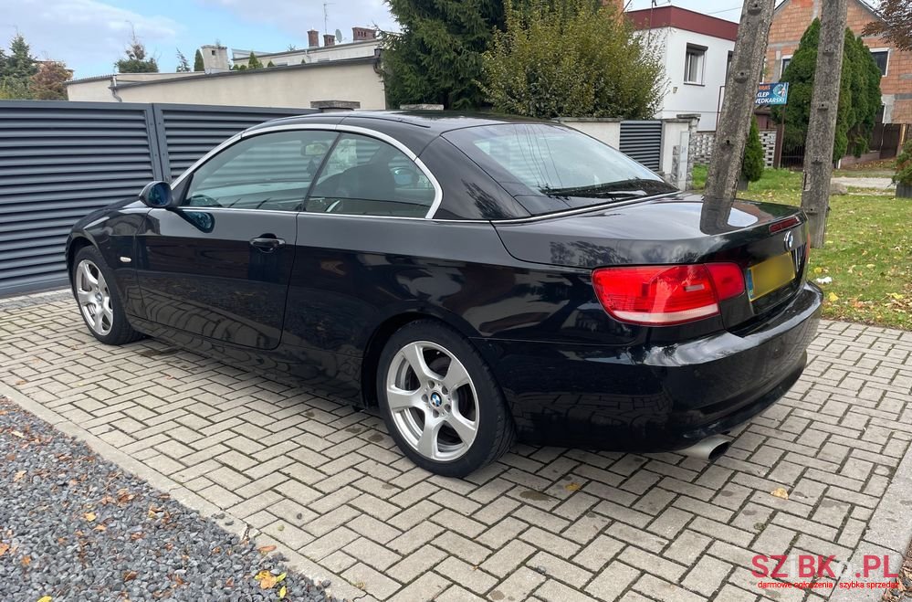 2007' BMW 3 Series 320I photo #2