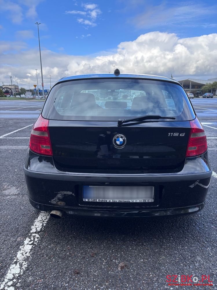 2008' BMW 1 Series 118D photo #4