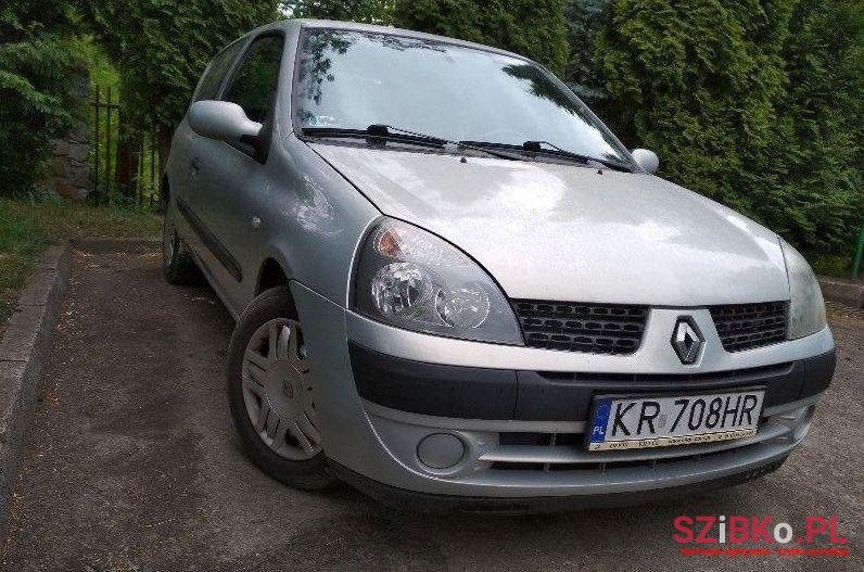 2005' Renault Clio photo #1