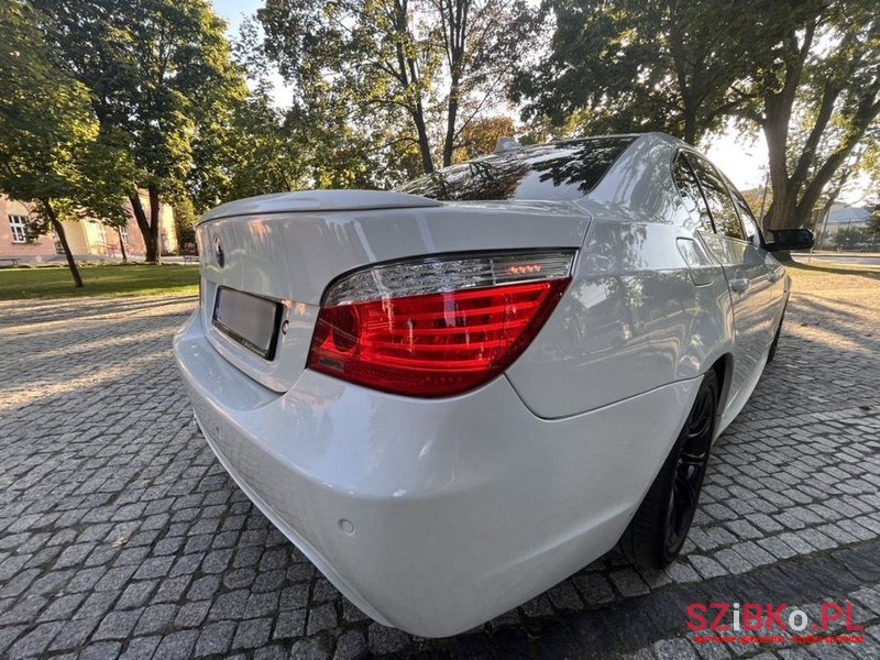 2009' BMW 5 Series 525D Edition Sport photo #5